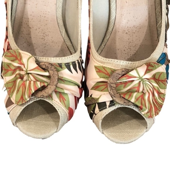 RESTRICTED tropical print peep-toe espadrilles. Leather and fabric. Size 9 - Picture 3 of 7